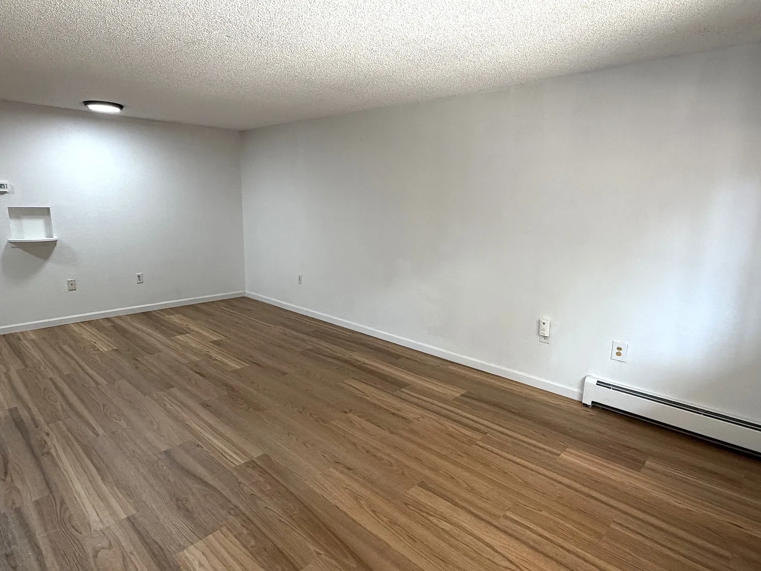 3300 S Clarkson St — Photo 3