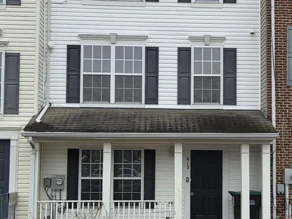 612 Pendleton Ln, Strasburg, VA 22657