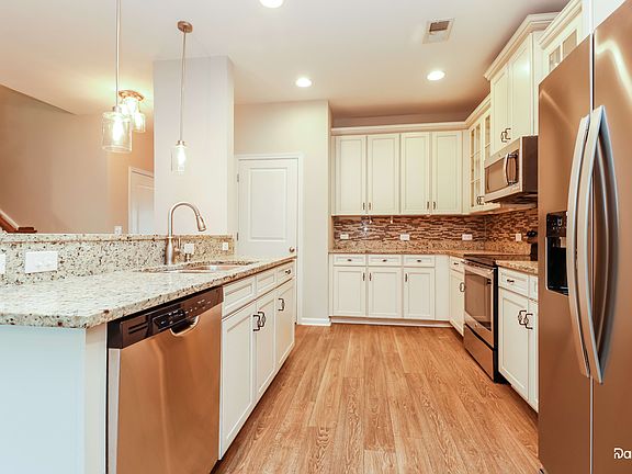 2nd image of 523 Tarleton Dr