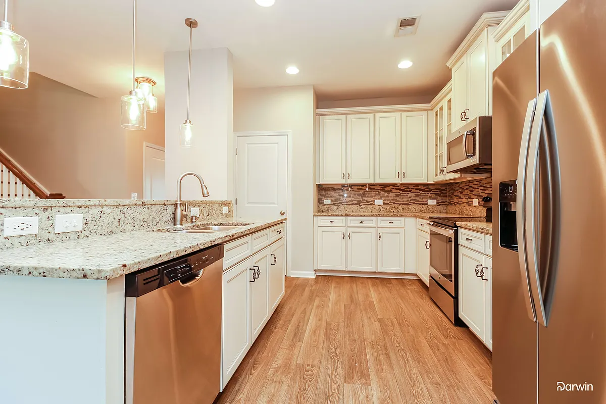 Building Photo - 523 Tarleton Dr