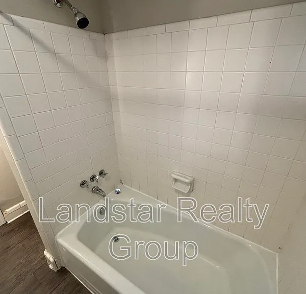 3221 Kemmons Dr #2 — Photo 22