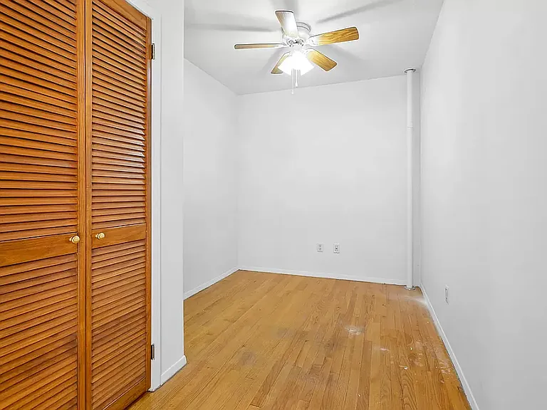317 1st Ave #4F — Photo 9