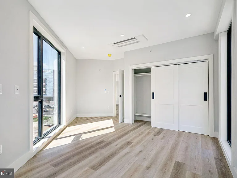 3748-9 Lancaster Ave #211 — Photo 23