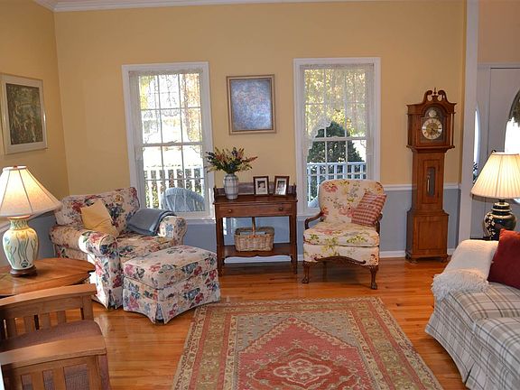 4th image of 109 Heartland Dr
