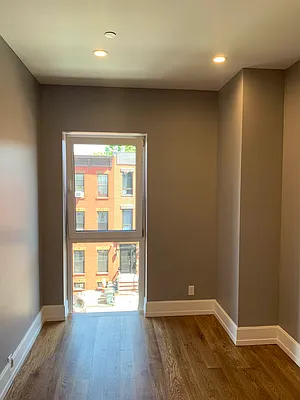 Rented by Roomeze | media 52