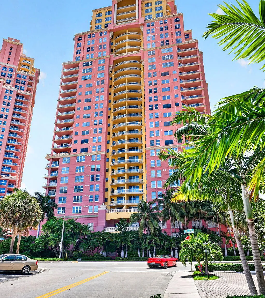 2 bed, 2.0 bath, 1601 sqft, $6,000 — Photo 1