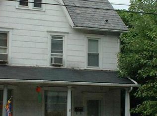 134 N Walnut St, Bath, PA 18014