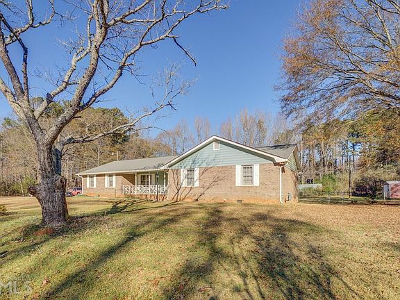 2nd image of 574 Hearthstone Ct SE