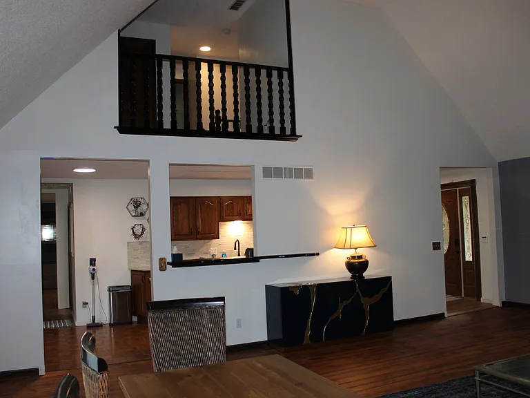 2115 Pineshore Ct — Photo 9