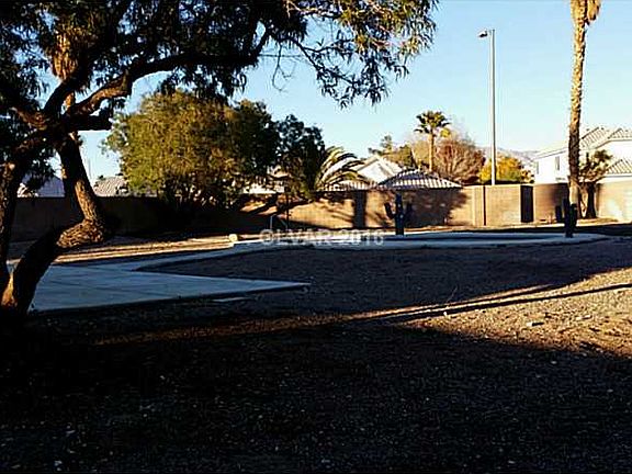 3rd image of 4524 Rodman Dr