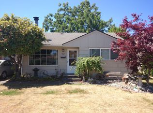 9225 30th Ave SW, Seattle, WA 98126