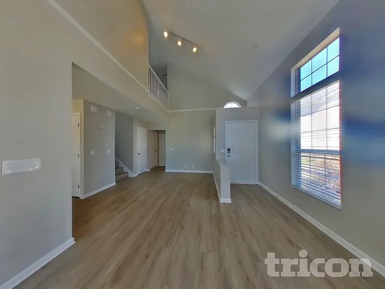 3612 Caledon Ct — Photo 2