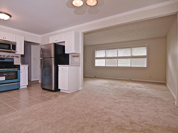 Kitchen/Living Room