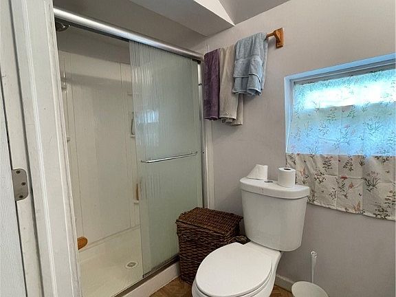 3rd image of 2907 Dearborn St