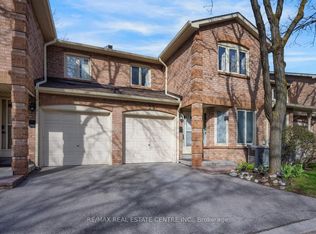 5020 Delaware Dr #25, Mississauga, ON L4Z 3C4