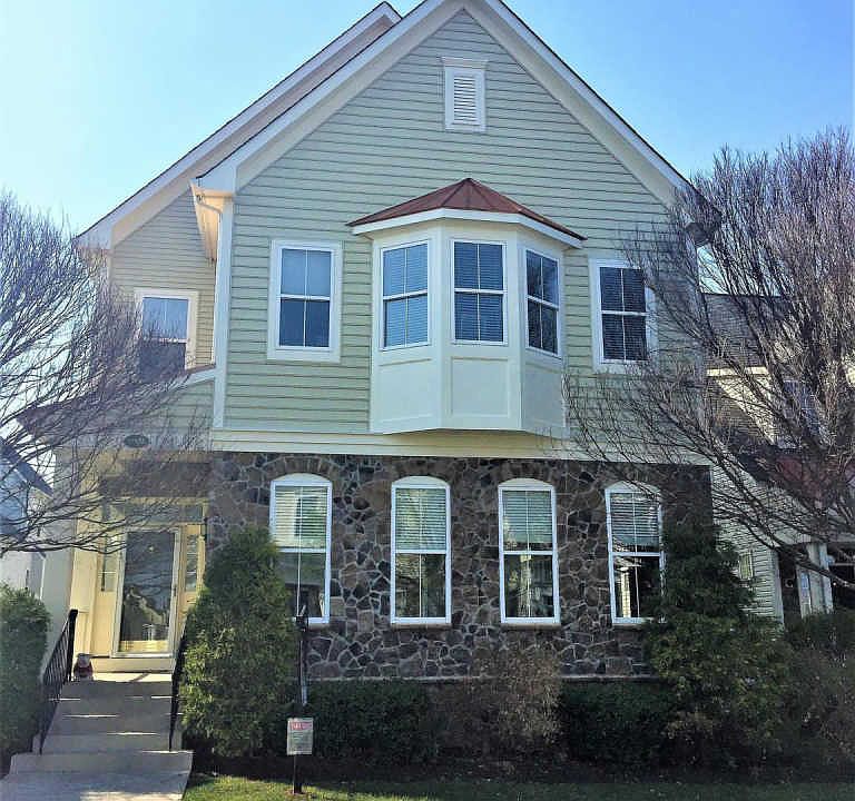 1st image of 17573 Marbury St