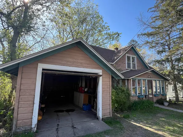 520 S Washington St, Waupaca, WI 54981