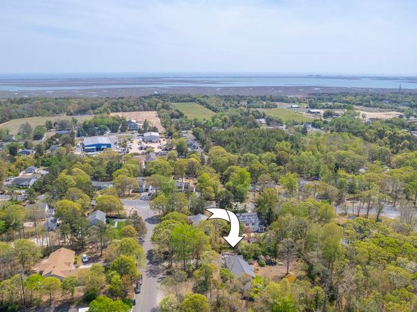 4 Dana Ave, Ocean View, NJ 08230
