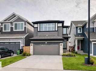 2935 Chokecherry Cmn SW, Edmonton, AB T6X 2M3