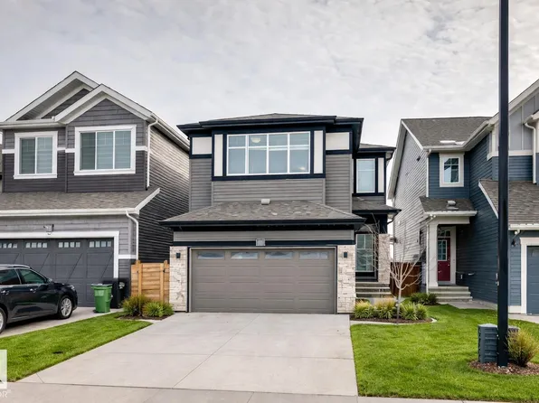 2935 Chokecherry Cmn SW, Edmonton, AB T6X 2M3