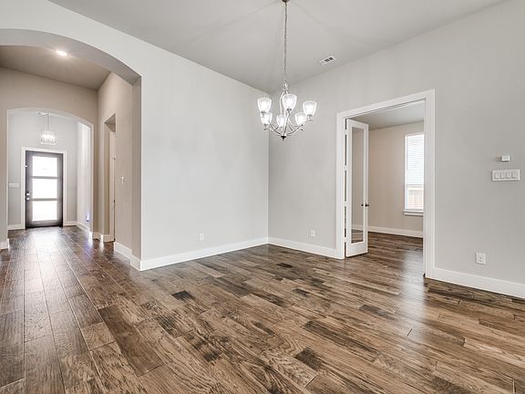 4th image of 2917 Saltwood Ct