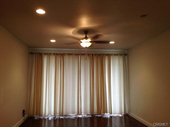 3rd image of 400 S La Fayette Park Pl APT 202