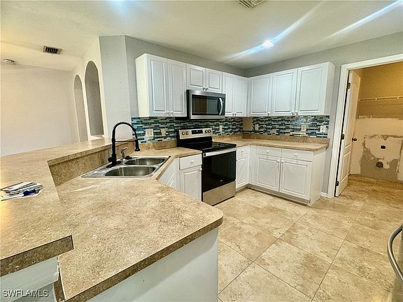 3rd image of 1729 NW 3rd Ave