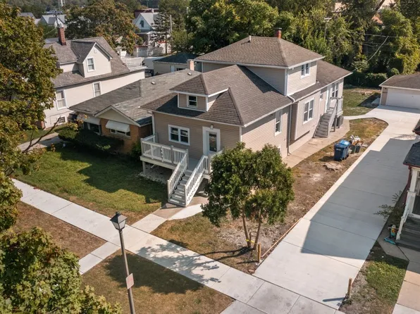 1607 S 2nd Ave, Maywood, IL 60153