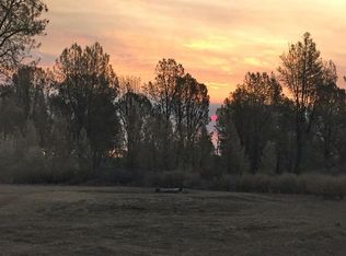 17719 Karin Ln, Anderson, CA 96007