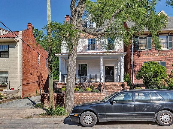 2nd image of 517 N Belmont Ave