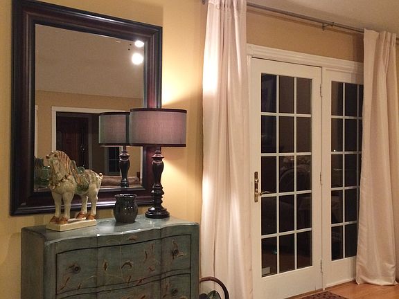 4th image of 101 Mitzy Ln