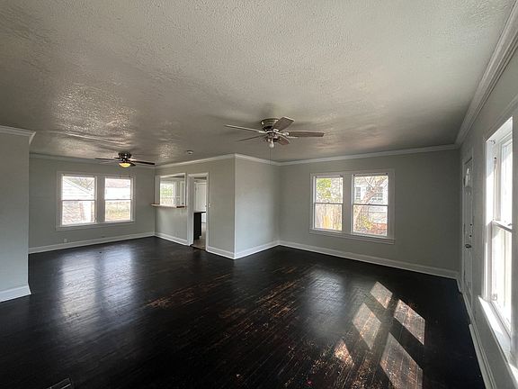 5th image of 1253 Logan Ave