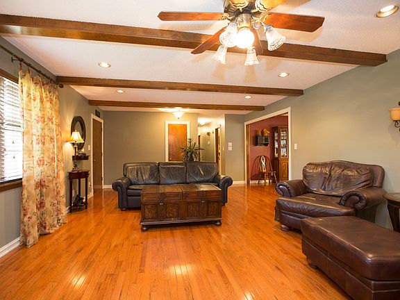 Gorgeous wood flooring