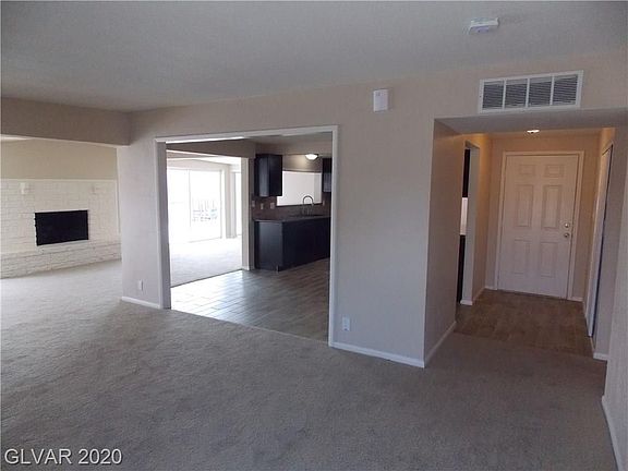 4th image of 5101 Sun Valley Dr