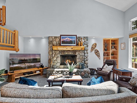 3rd image of 60490 Elkai Woods Dr