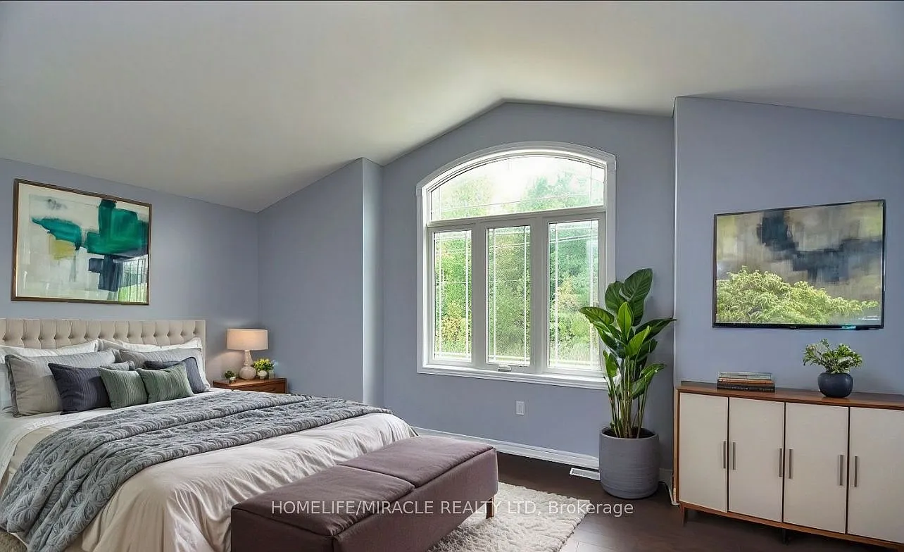 3 bed, $2,600 — Photo 3