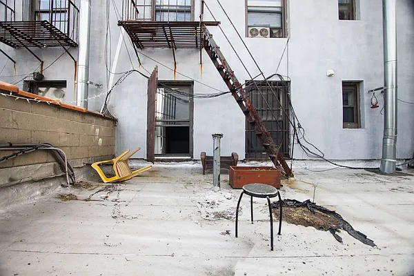 Rented by Nooklyn NYC LLC | media 6