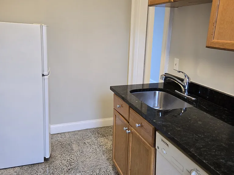 1193 Commonwealth Ave #20 — Photo 19