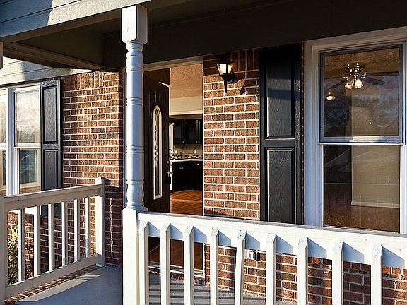 5th image of 4722 Grandison Ct