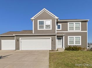 264 Lloyd Ct, Middleville, MI 49333