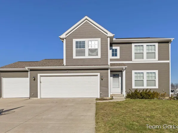 264 Lloyd Ct, Middleville, MI 49333