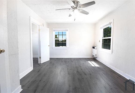4th image of 431 E 29th St APT 4