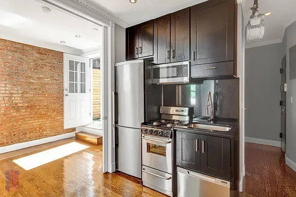 Kitchen, photo 1