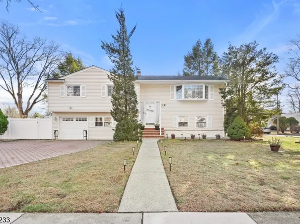 9 Burnside Pl, Wayne Twp., NJ 07470