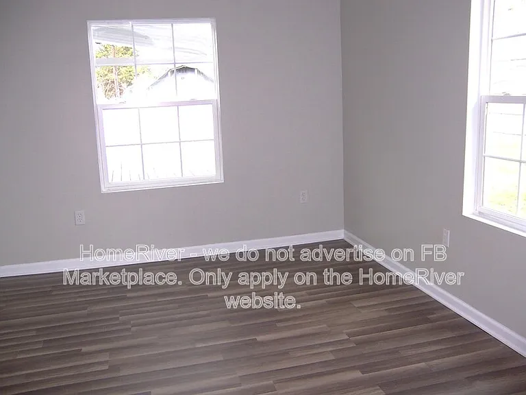 312 Woodrow Ave — Photo 4