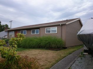 9051 34th Ave SW, Seattle, WA 98126