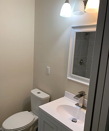 5th image of 818 McPherson Ave