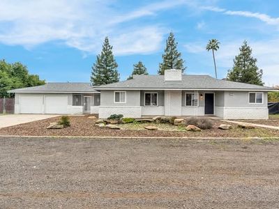 5466 E Ashlan Ave, Fresno, CA, 93727