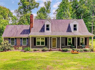 3001 Younts Ln, Greensboro, NC 27406