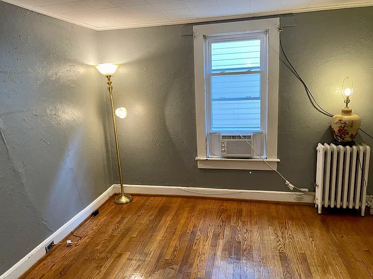 1747 Sanderson Ave #2 — Photo 5
